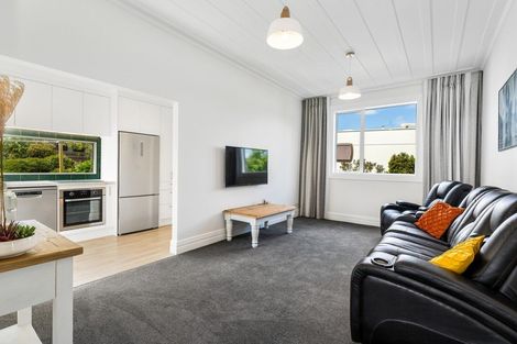 Photo of property in 24 Brighton Road, Green Island, Dunedin, 9018