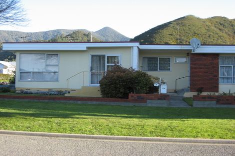 Photo of property in 1/24 Scotland Street, Picton, 7220
