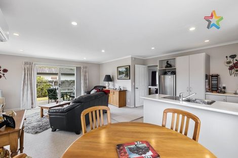 Photo of property in 38 Woodland Mews, Wainuiomata, Lower Hutt, 5014