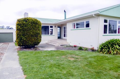 Photo of property in 19 Glendale Crescent, Holmes Hill, Oamaru, 9401