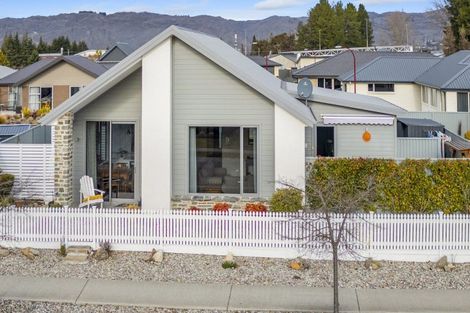 Photo of property in 6 Weaver Close, Alexandra, 9320