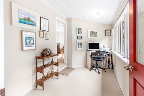 Photo of property in 13 Awaruku Road, Torbay, Auckland, 0630