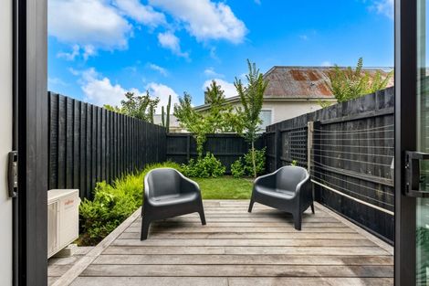 Photo of property in 4/89 Champion Street, Edgeware, Christchurch, 8013