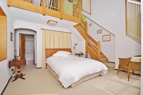 Photo of property in 130 Atawhai Road, Fitzherbert, Palmerston North, 4410