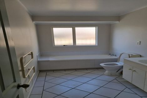 Photo of property in 1/7 Thurston Place, Bucklands Beach, Auckland, 2012