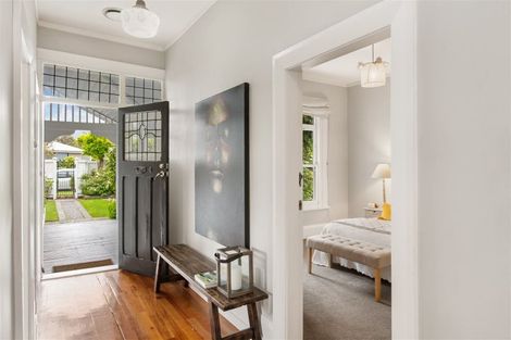 Photo of property in 216 Springfield Road, St Albans, Christchurch, 8014