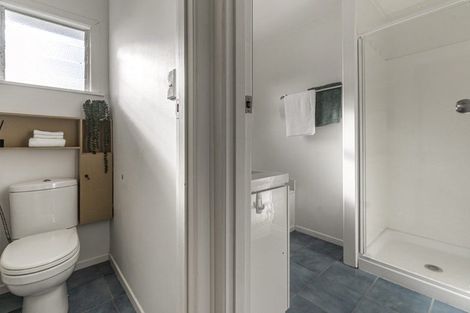 Photo of property in 115 Stanley Road, Glenfield, Auckland, 0629