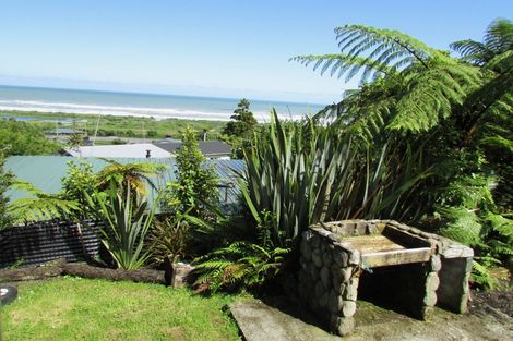 Photo of property in 7e Fernhill Place, Karoro, Greymouth, 7805