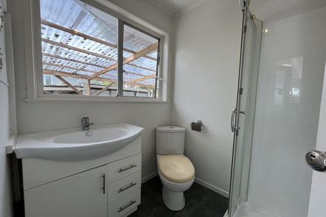 Photo of property in 32 Powrie Street, Glenfield, Auckland, 0629