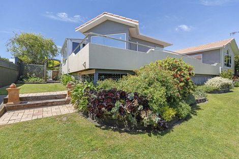 Photo of property in 50 Leslie Street, Waitara, 4320