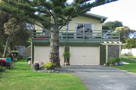 Photo of property in 53a Foster Crescent, Snells Beach, 0920