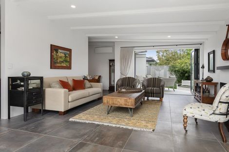 Photo of property in 71h Maxwell Road, Blenheim, 7201