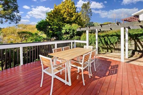 Photo of property in 1/52 Chippendale Crescent, Birkdale, Auckland, 0626