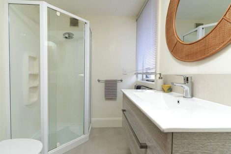 Photo of property in 27 Mcdougall Avenue, St Albans, Christchurch, 8014