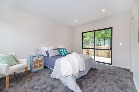 Photo of property in 19 Reserva Crescent, Kumeu, 0810