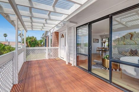 Photo of property in 1/12 Jumento Place, Unsworth Heights, Auckland, 0632