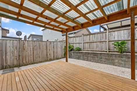 Photo of property in 10 Toia Lane, Silverdale, 0932