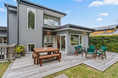 Photo of property in 21 Te Maika Road, Ngunguru, Whangarei, 0173