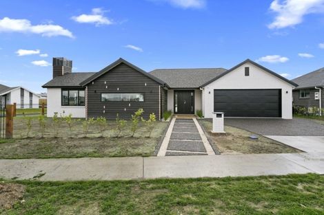 Photo of property in 52 Watkins Road, Cambridge, 3434