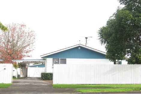 Photo of property in 393 Bucklands Beach Road, Bucklands Beach, Auckland, 2012