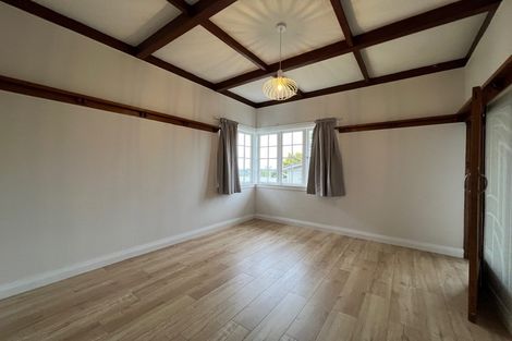 Photo of property in 9 Akarana Avenue, Mount Roskill, Auckland, 1041