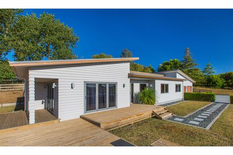 Photo of property in 1734 Kakaramea Road, Ngahinapouri, Hamilton, 3290