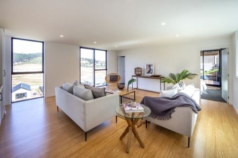 Photo of property in 8 Jahan Lane Cashmere Christchurch City