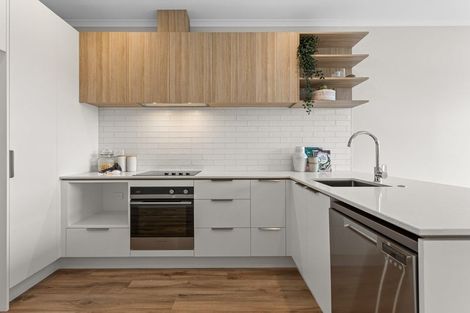 Photo of property in 17 Barrel Crescent, Swanson, Auckland, 0614