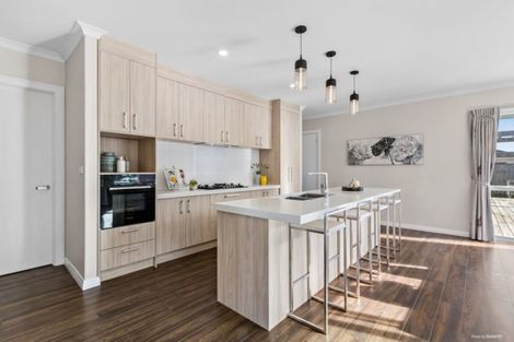 Photo of property in 6 Paso Fino Crescent, Karaka, Papakura, 2113