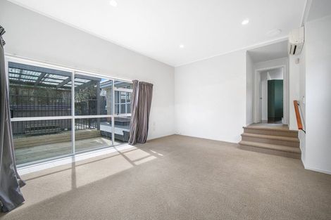 Photo of property in 5 Dell Way, Bucklands Beach, Auckland, 2014