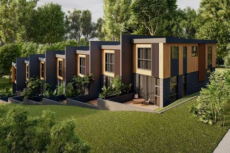 Photo of property in 43 Oteha Valley Road, Northcross, Auckland, 0632