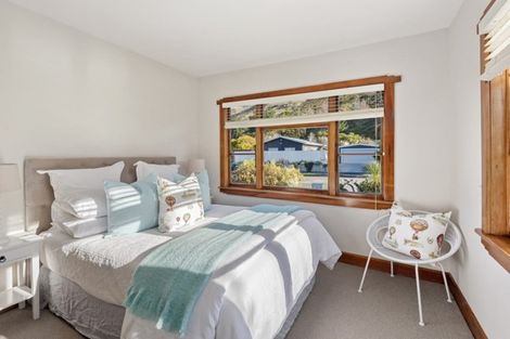 Photo of property in 3 Whitfield Street, Sumner, Christchurch, 8081