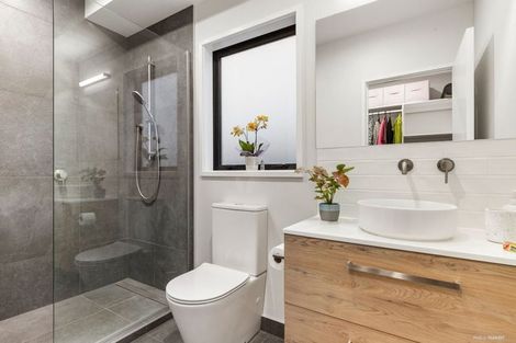 Photo of property in 14 Fisk Road, Pukekohe, 2120