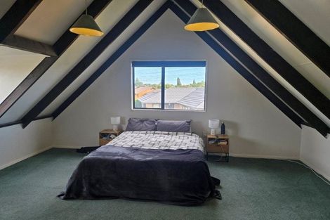 Photo of property in 1/130 Middlepark Road, Sockburn, Christchurch, 8042