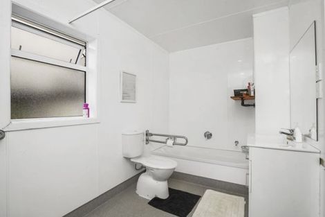 Photo of property in 27 Rossiter Place, Chartwell, Hamilton, 3210