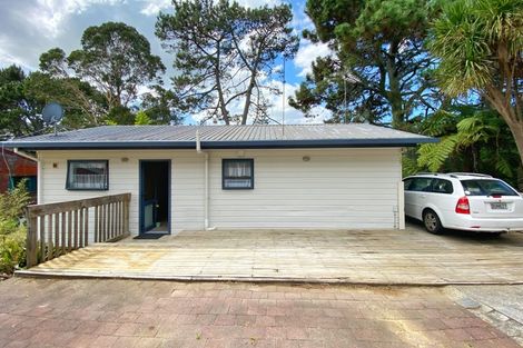 Photo of property in 27 Glendene Avenue, Glendene, Auckland, 0602