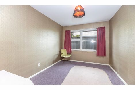 Photo of property in 64 Niven Street, Avondale, Christchurch, 8061