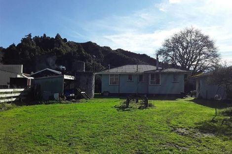 Photo of property in 6026 Ohura Road, Whangamomona, Stratford, 4396