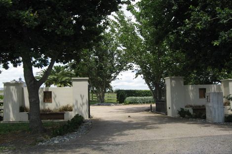 Photo of property in 111 Stan Wright Road, Karaka, Papakura, 2580