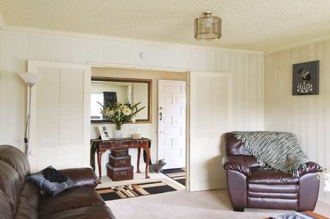 Photo of property in 8 Colum Place, Bucklands Beach, Auckland, 2014