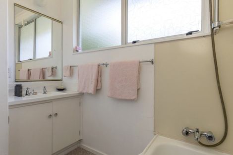 Photo of property in 64 Kaiuru Avenue, Pukawa Bay, Turangi, 3381