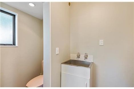 Photo of property in 8/36 Mathesons Road, Phillipstown, Christchurch, 8011