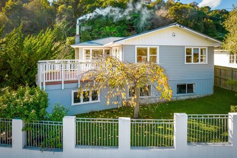 Photo of property in 69 Thomas Street, Stokes Valley, Lower Hutt, 5019