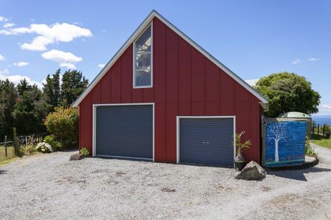 Photo of property in 21 Parerohi Grove, Kuratau, Turangi, 3381