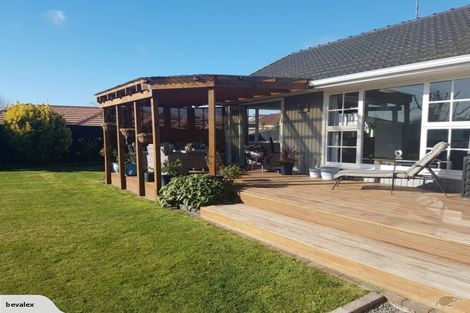 Photo of property in 9 Aztec Place, Redwood, Christchurch, 8051