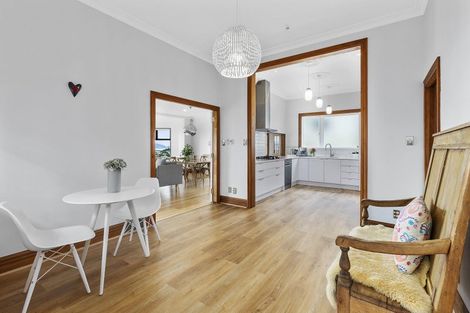 Photo of property in 33 Karepa Street, Brooklyn, Wellington, 6021