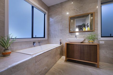 Photo of property in 5b The Prom, Coatesville, Albany, 0793