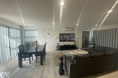 Photo of property in 1 Leatherwood Road, Takanini, 2110