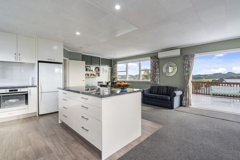 Photo of property in 31 Yorke Road, Haruru, 0204