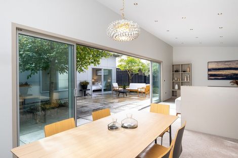 Photo of property in 6 Orotu Drive, Poraiti, Napier, 4112